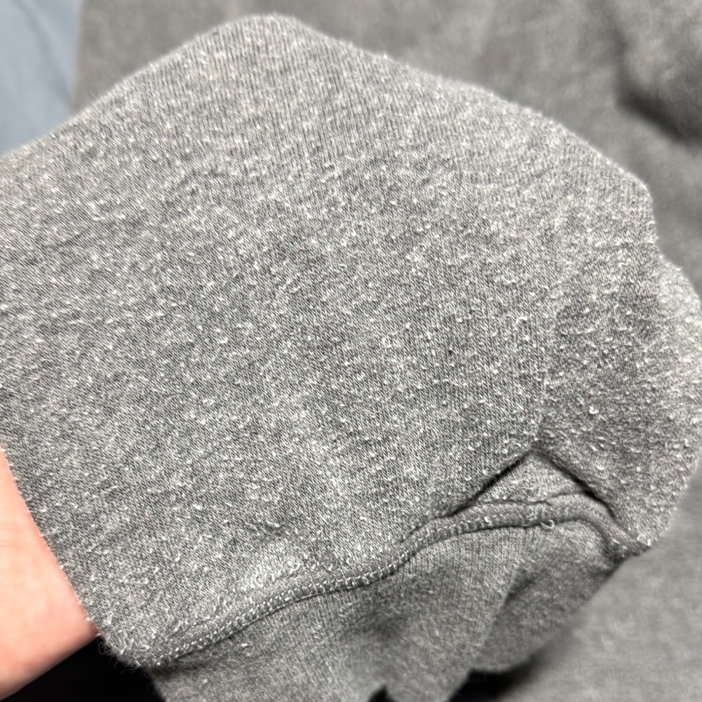 2 Pair Reebok Joggers - Picture 6 of 7